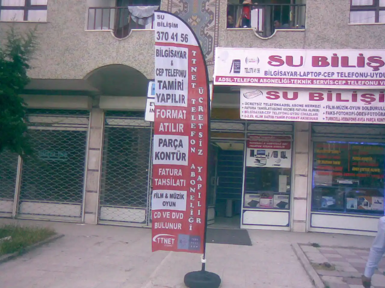 Cep Telefoncu Yelken Bayrağı-61