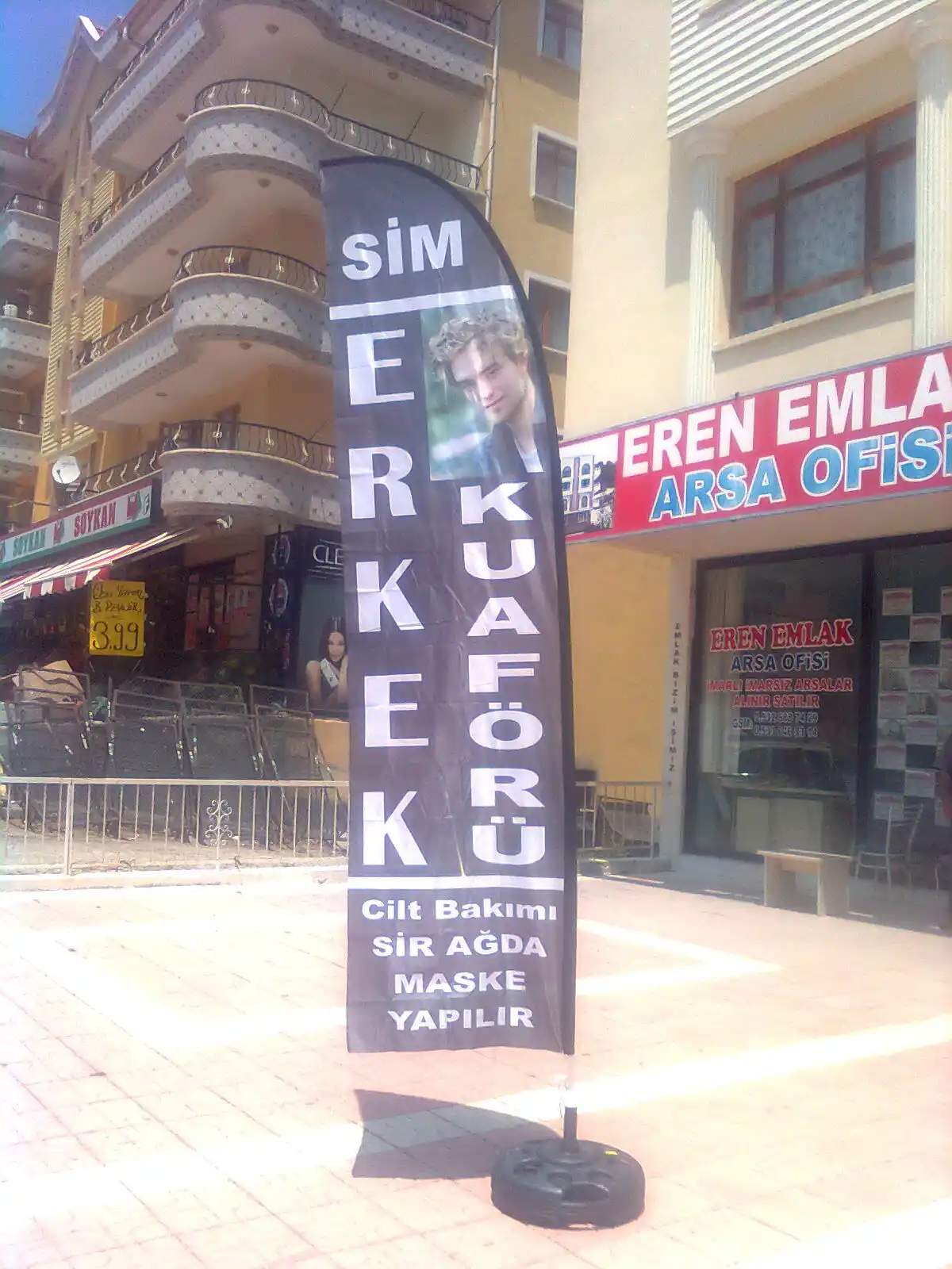 Erkek Kuaförü Yelken Bayrağı-18